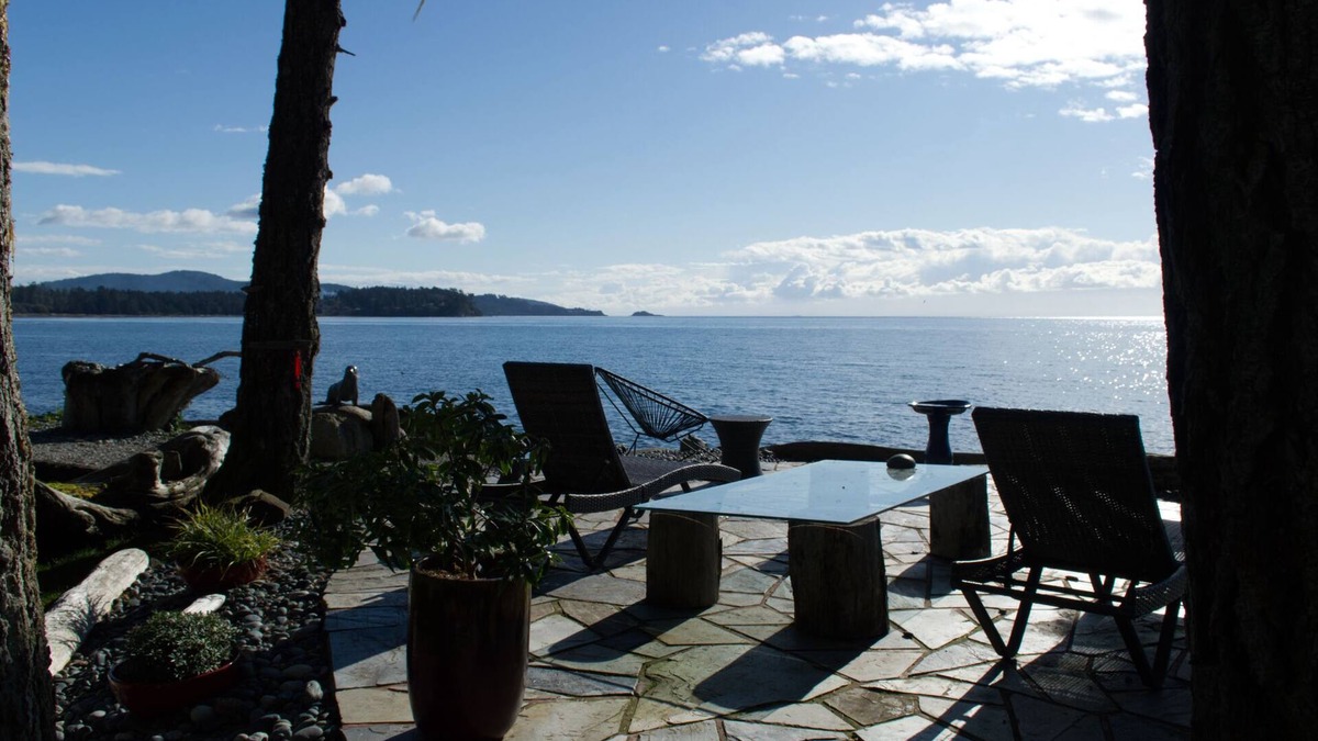 Salish Sunrise Cottage