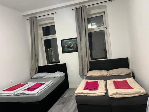 sam apartmant 12