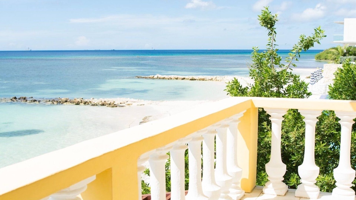 Savaneta Beachfront + Private pool Savaneta