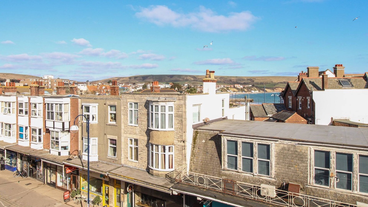 SEASIDE, romantic, country holiday cottage in Swanage
