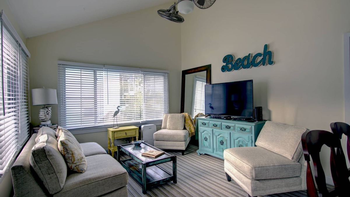 So cute and close to the beach