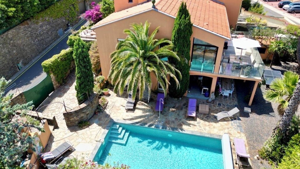 Spacious Modern Villa With Private Pool, Terraces, Garden And Panoramic Sea View