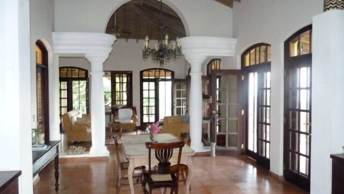 Spacious Villa with 4 acre garden, orchard, waterfalls and Sunset Sea View