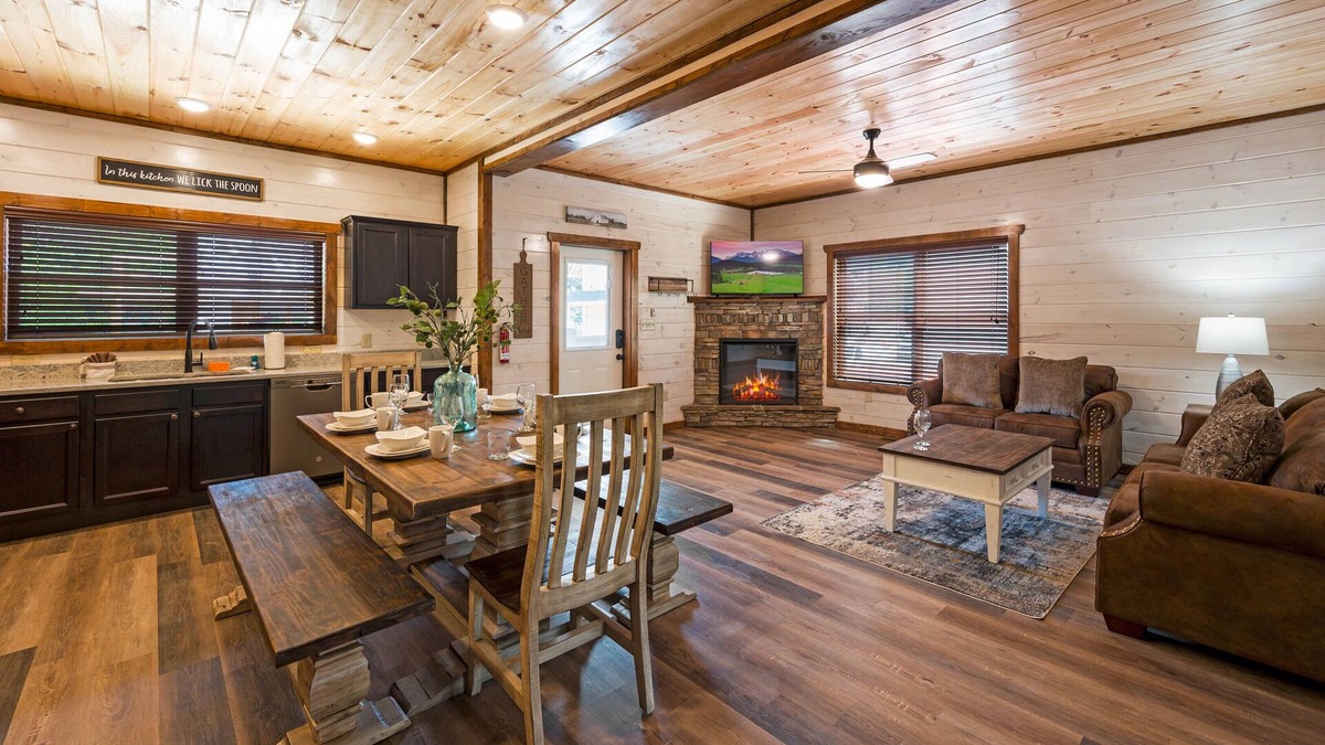 Spring Specials at this Modern Cabin Near Parkway w/Game Room and Hot Tub