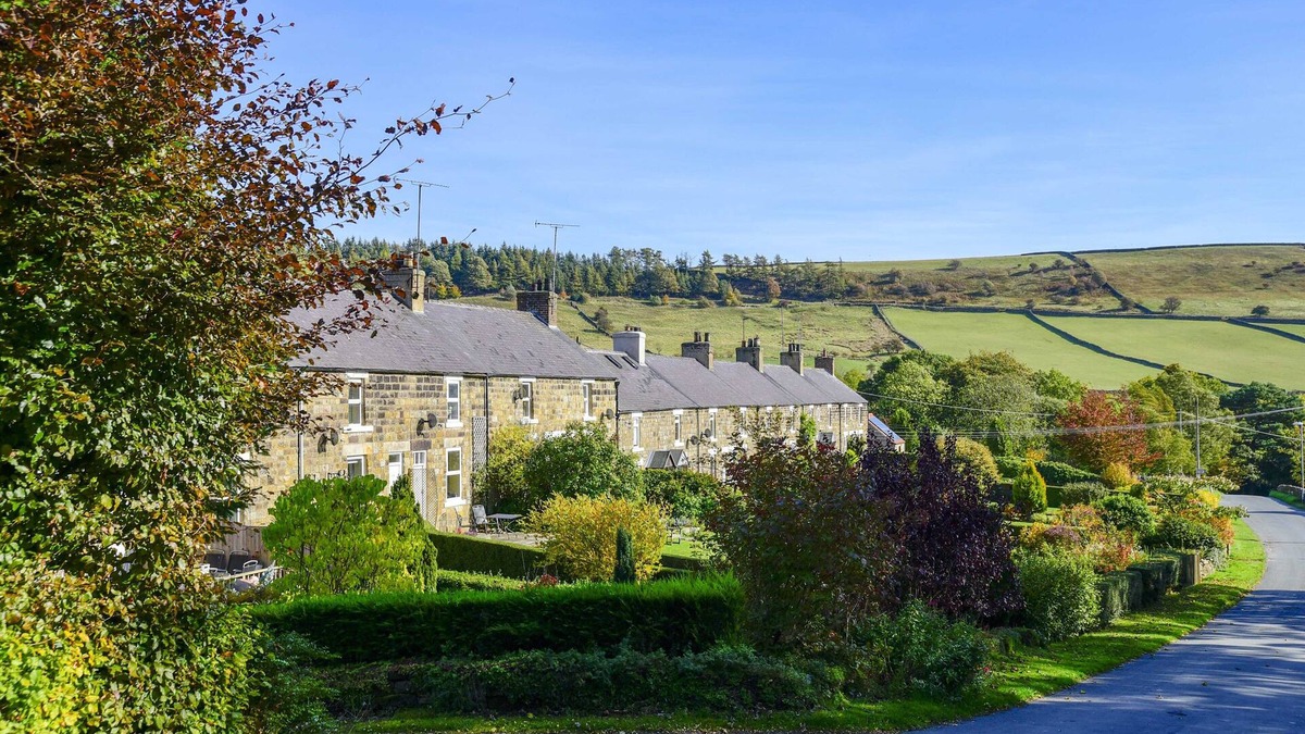 Stone-built Cottage In A Tranquil Setting With Views Over Rosedale