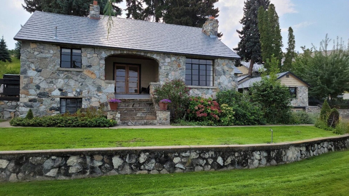 Stone House at Callan Cellars Chelan!