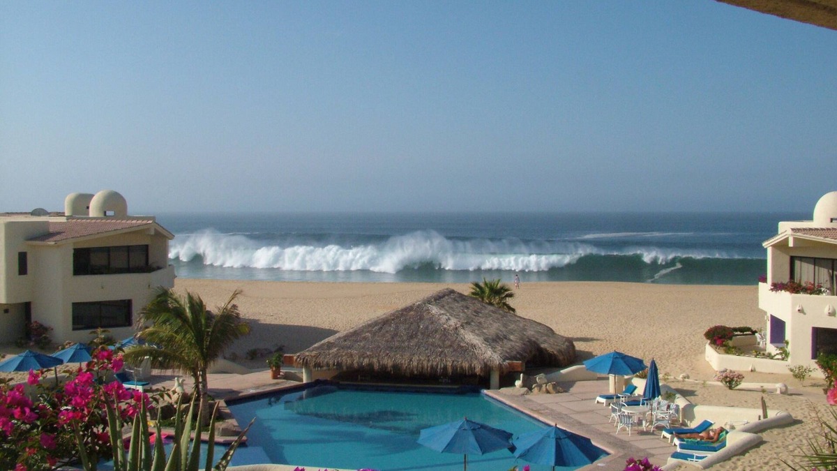 Terrasol Resort-Sleeps 10, 4 bed/3 bath Beachfront Walk to Marina, Downtown