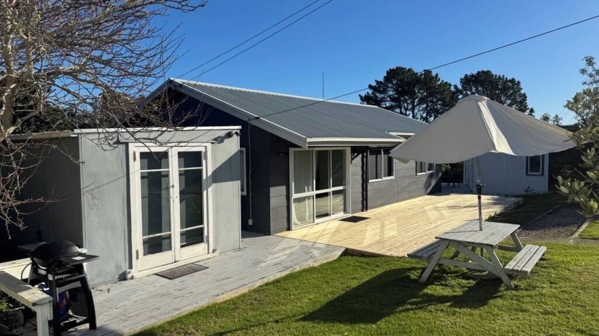 The Marine Pad - Onetangi