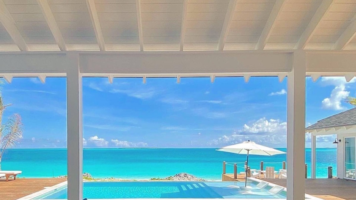 The Sandbar Luxury Oceanfront Home, 5 Bedroom 5 Bath, Infinity Pool/Hot Tub