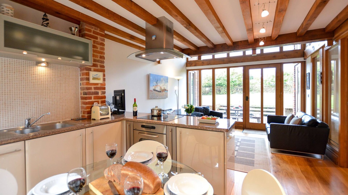 TWO CHANTRY BARNS, ORFORD, pet friendly in Orford