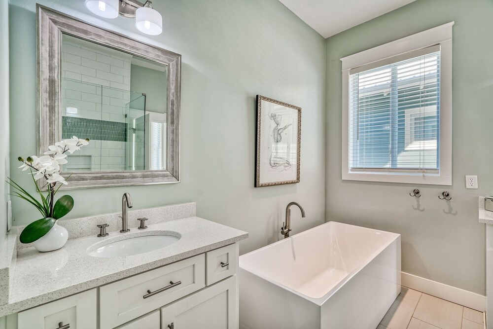 Updated house adjacent to Rosemary w/private pool, steps to the beach, South 30A