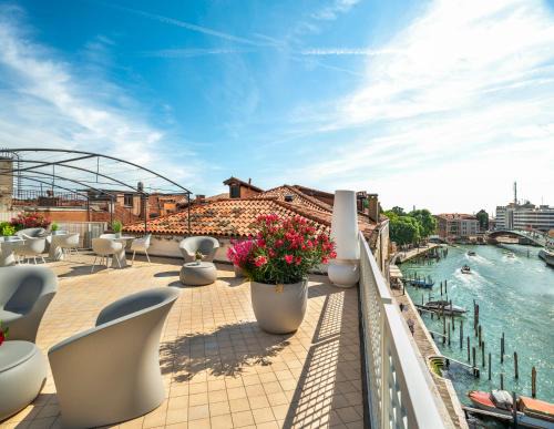 Venetian Palace R&R