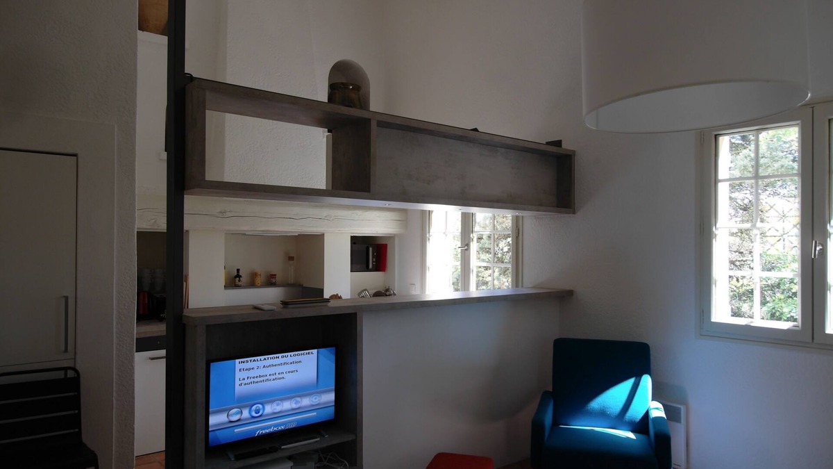 Villa prox. Avignon, swimming pool, calm park