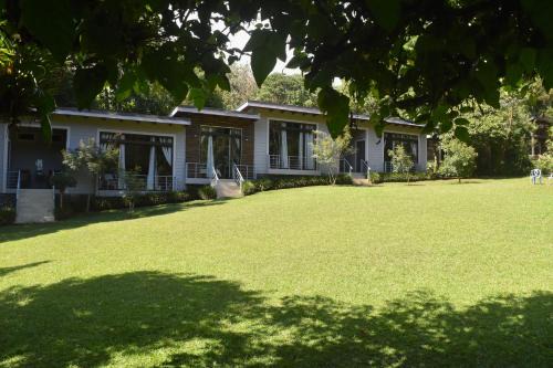 YerbaBuena Lodge