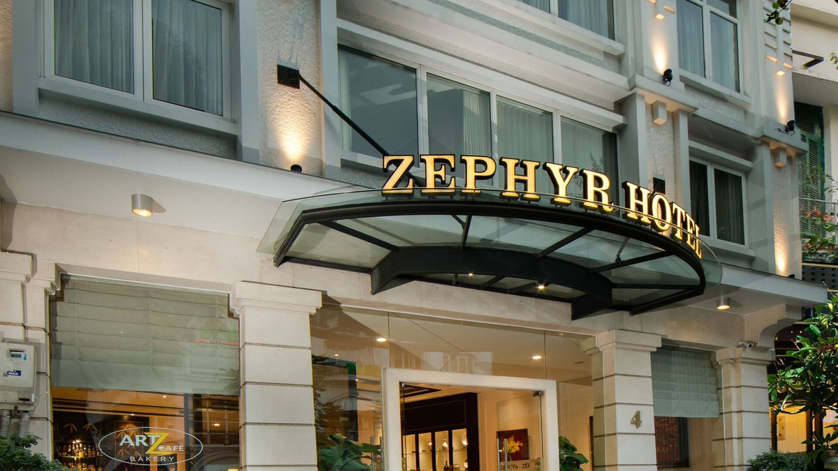 Zephyr Suites Boutique Hotel