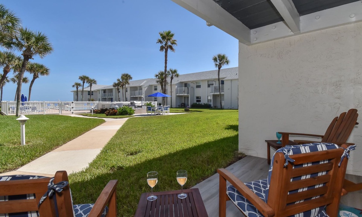 Colony Beach Club | New Smyrna Beach