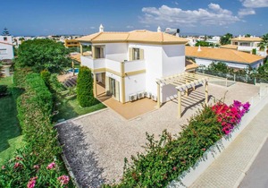 Altair - Outstanding Villa, Private pool, BBQ, Wi-Fi, Air Con