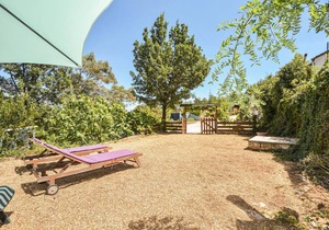 Awesome home in Bordezac