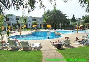 Beautiful 2 Bedroom Ground Floor Apartment sleeping 4+2