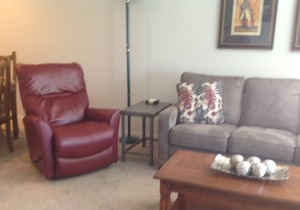 Beautiful Penthouse 2 Bedroom 2 Bath Condo On Golf Course Near Branson Landing