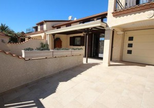 Domaine de vacances à 600m de la plage, belle villa climatisée 3 chambres, 5 couchages terrasse WIFI, accès payant pour les animations et piscines LRPDSE3