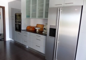 Fabulous 5 Star Luxury Villa with 3 or 4 Bedrooms, Prvte Heated Pool, A/C & WIFI