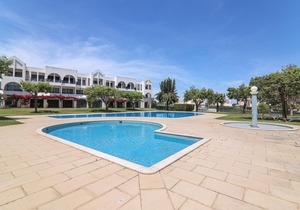 Holiday Apartment Apartamentos Ninho das Gaivotas 512 with Wi-Fi, A/C, Pool, Garden & Balcony; Parking Available
