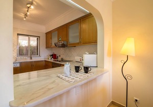 Holiday Apartment in Albufeira resort with Self Check-in, Wi-Fi, Terrace & Shared Pools
