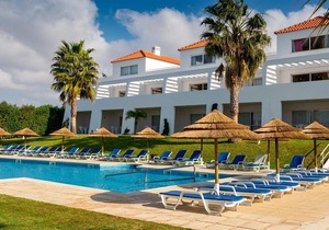 Kai 10 Studio, Balcony, AC, Swimming Pool!New!