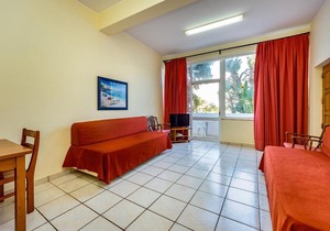 Kai 15 Studio, Balcony, AC, Swimming Pool!New!