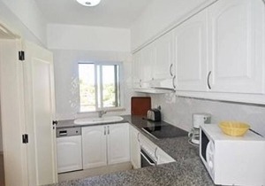 ModGround Floor 2 Twin Bedroom Apartment ,2 bathrooms,south facing,Private Patio