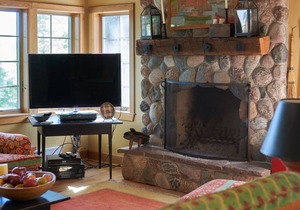 Newly remodeled 4 bedroom home in the heart of Leland.