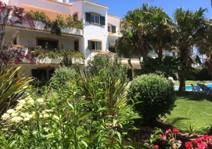 Resort Solcosta- 2 bedroom apartment, pool, A/C, Wi-Fi, Gym,close to restaurants