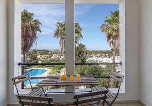 Vacation Apartment "Apartamentos Ninho das Gaivotas 508" with Pool, Wi-Fi, A/C, Balcony & Garden; Parking Available