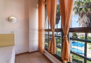 Vacation Apartment "Apartamentos Ninho das Gaivotas 508" with Pool, Wi-Fi, A/C, Balcony & Garden; Parking Available