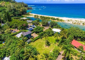 Wainiha Beach Hale home