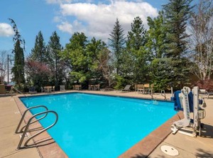 Olympic Inn | Altamont