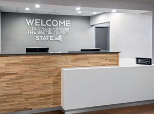 La Quinta Inn | Cheektowaga