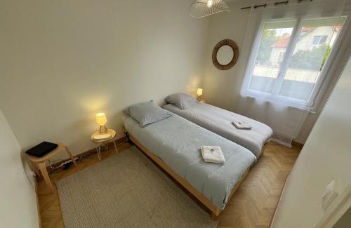 Luc-sur-Mer House | À 12 min à pied de la plage et 5 min du centre de Luc-sur-Mer