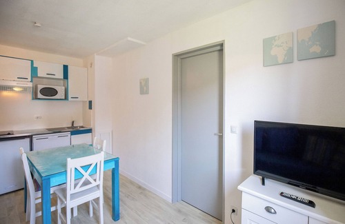 Soustons Condo | À 1km des plages | T2 + TV & Wifi | Accès piscine