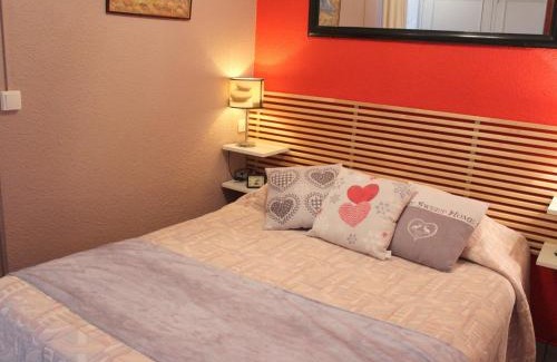 Balaruc-les-Bains Apartment | À 5 min des Thermes, climatisé avec balcon - FR-1-503-83