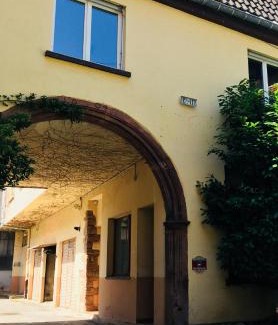 Ribeauville Apartment | À La Cour de Ribeauvillé avec garage