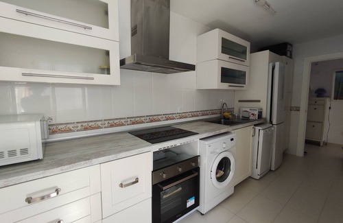 La Mamola Apartment | Ático con Vistas al mar en Primera Linea La Mamola