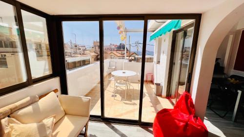 Benidorm Centro Apartment | Ático con vistas en el casco antiguo de Benidorm