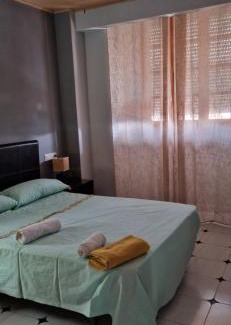 Higueruelas Apartment | Ático en el casco histórico con increibles vistas de montaña