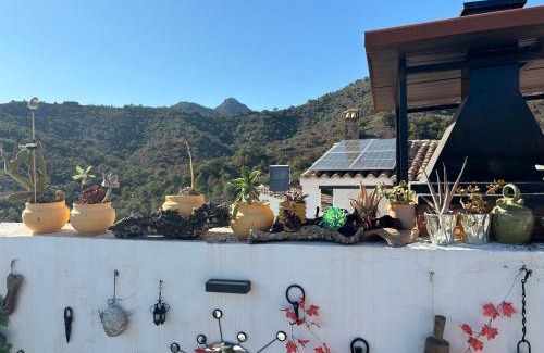 Chovar Apartment | ÁTICO RURAL "EL COLMENAR" para parejas, amigos o familia a la montaña