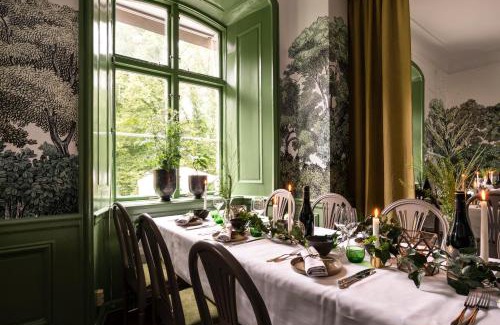 Bromma Hotel | Åkeshofs Slott