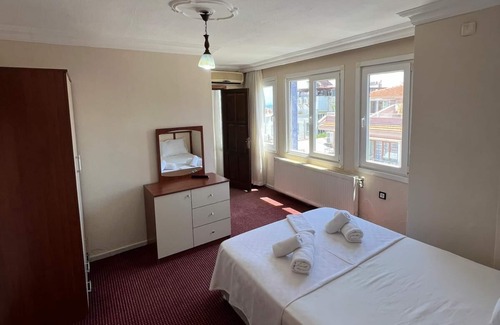 Altinoluk Hotel | çam cahithan hotel