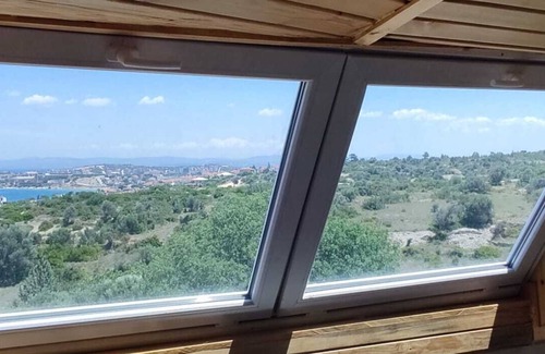 Cesme Villa | çeşme dalyanda denize 400 mt uzaklıkta triblex villa