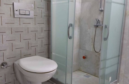 Cesme Villa | çeşme dalyanda denize 400 mt uzaklıkta triblex villa